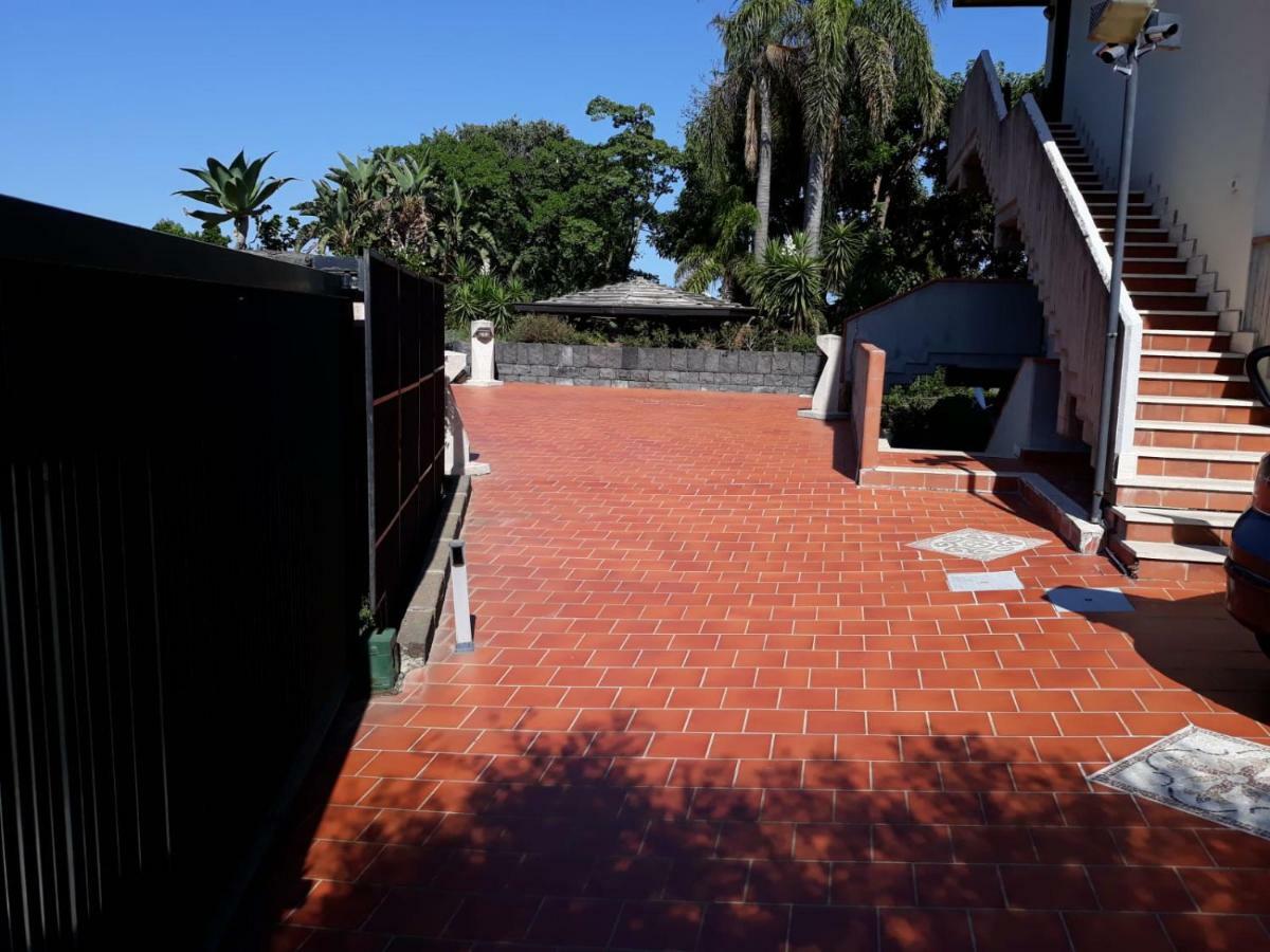 Clementine'S House Villa Acireale Exterior photo